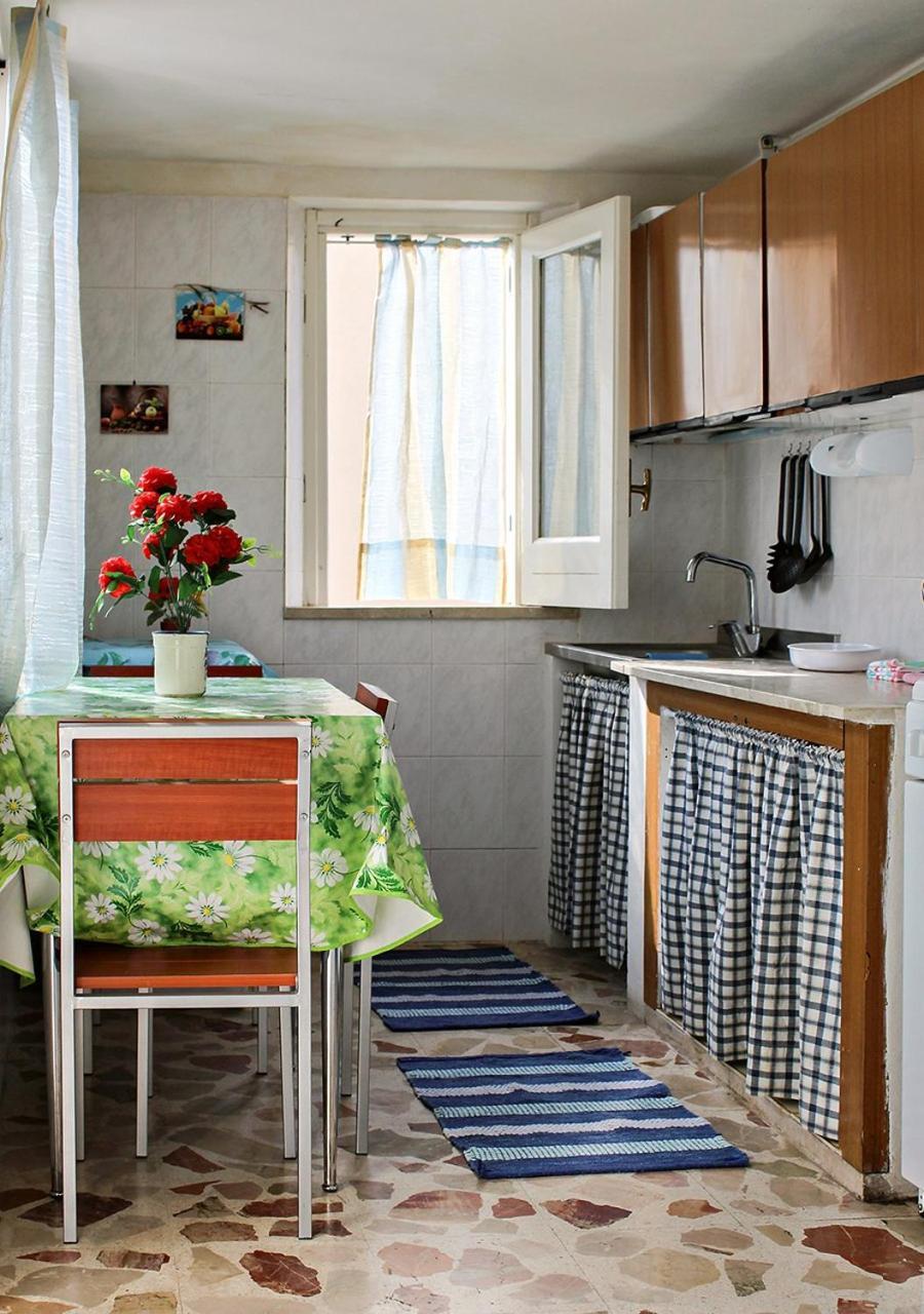 Don Vito'S Apartments 카스텔라마레델골포 외부 사진